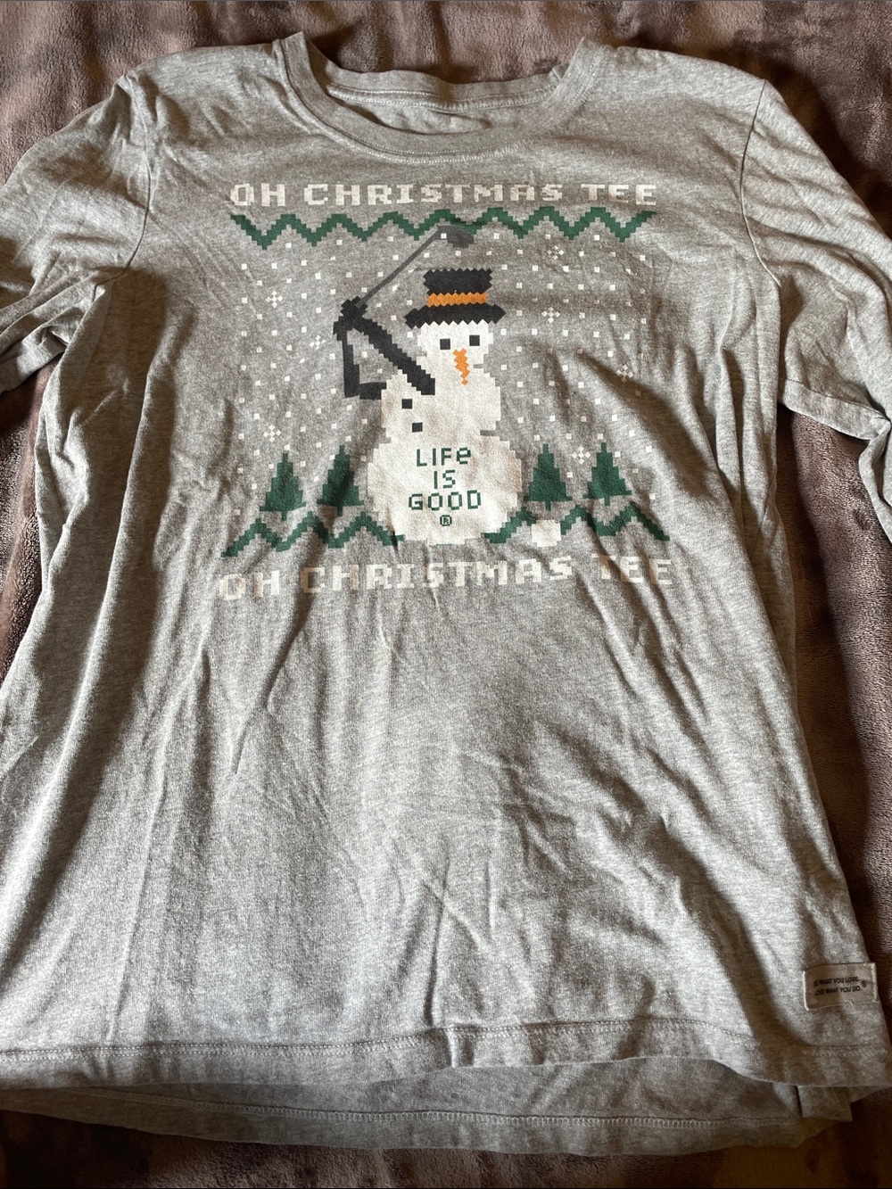 Life Is Good Gray Long-Sleeve Holiday Snowman Tee